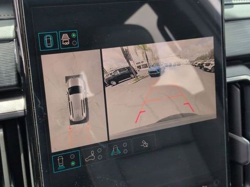 Used 2025 GMC Acadia AT4 AWD/4WD image 15