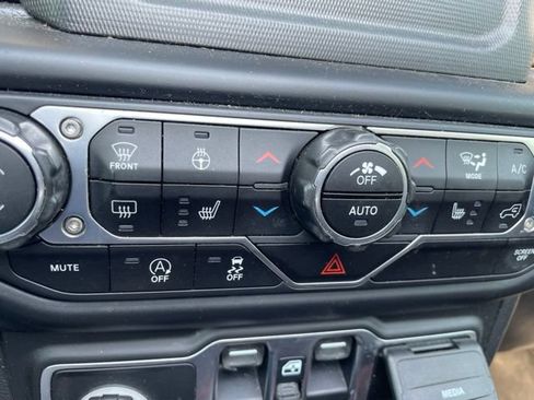 Used 2021 Jeep Wrangler Unlimited Sport AWD/4WD image 10