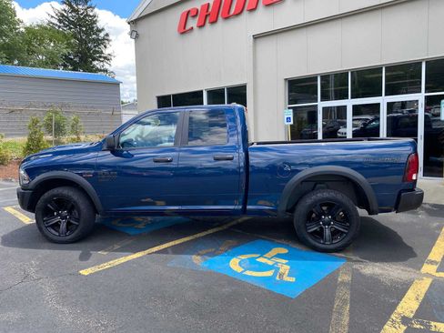 Used 2022 RAM 1500 Warlock w/ Warlock Decor Package AWD/4WD image 13