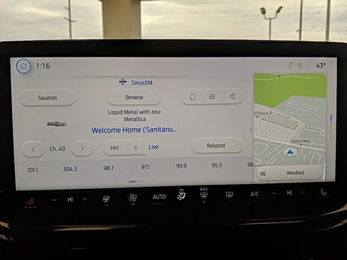 Used 2024 Ford Escape ST-Line w/ Tech Pack #1 image 18