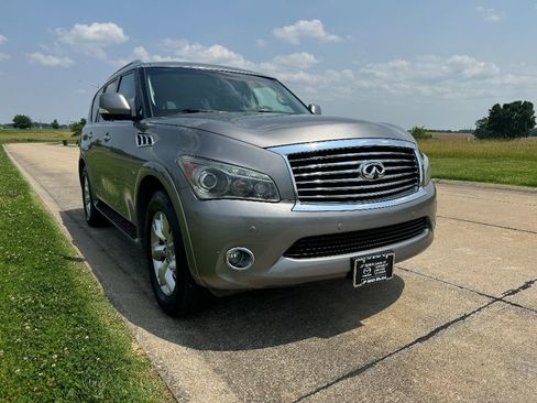 Used 2014 INFINITI QX80 4WD w/ Theater Package image 3
