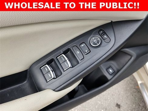 Used 2018 Honda Accord EX image 9