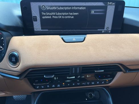 Certified 2024 MAZDA CX-90 3.3 Turbo S w/ Premium Plus AWD/4WD image 24