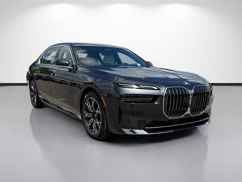New 2026 BMW i7 eDrive50 w/ Premium Package image 1