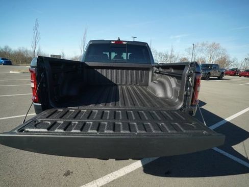 New 2026 RAM 1500 Big Horn AWD/4WD image 17