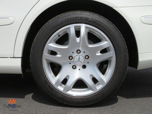 Used 2003 Mercedes-Benz E 500 Sedan w/ X2 Opt Pkg image 20