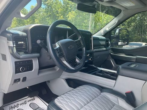Used 2024 Ford F250 Limited w/ FX4 Off-Road Package AWD/4WD image 15