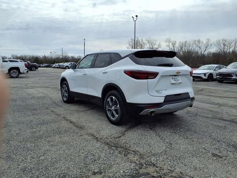 Used 2025 Chevrolet Blazer LT AWD/4WD image 25