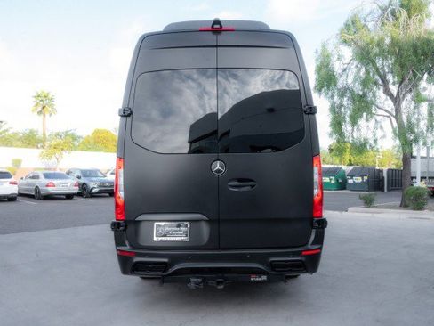 Used 2020 Mercedes-Benz Sprinter 2500 image 6