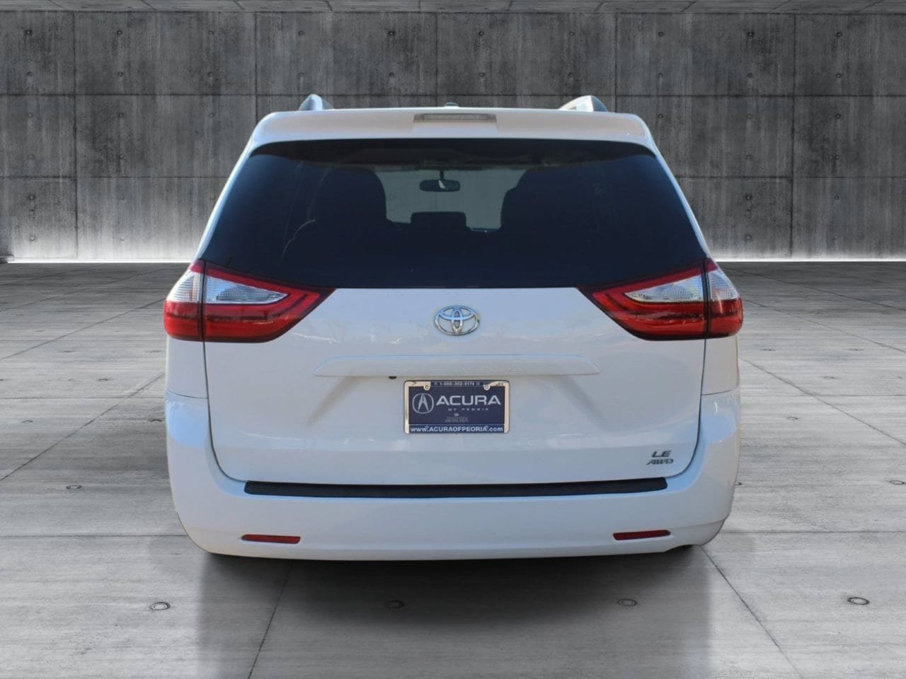 Used 2017 Toyota Sienna LE AWD/4WD image 4
