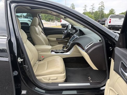 Used 2018 Acura TLX w/ Technology Package FWD image 33