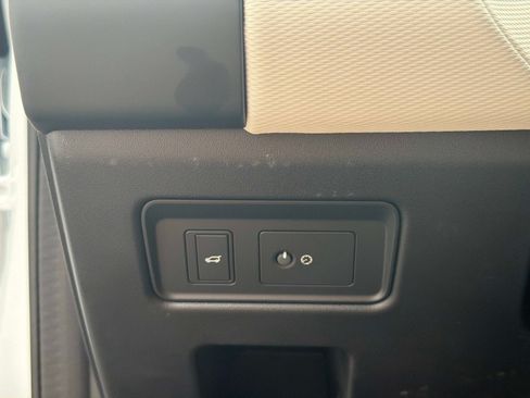 New 2026 Land Rover Discovery Dynamic SE AWD/4WD image 28