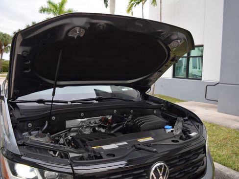 Used 2021 Volkswagen Atlas SE w/ Panoramic Sunroof Package image 91