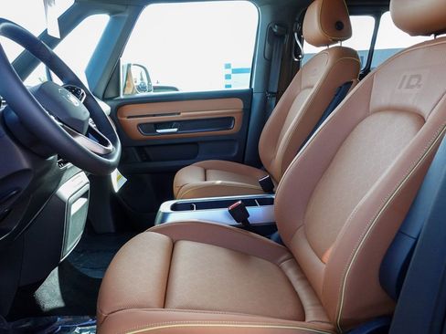 New 2025 Volkswagen ID. Buzz Pro S image 10