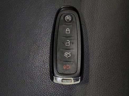 Used 2014 Ford Escape Titanium FWD image 32