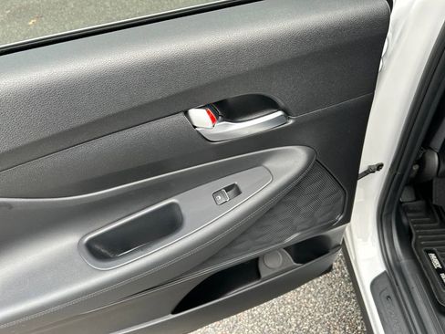 Certified 2023 Hyundai Santa Fe SEL image 23