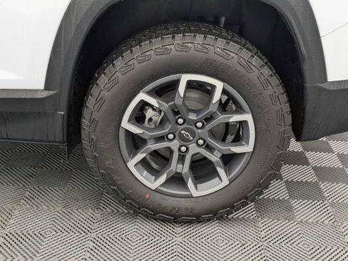 New 2026 Chevrolet Equinox ACTIV w/ Convenience Package III image 14