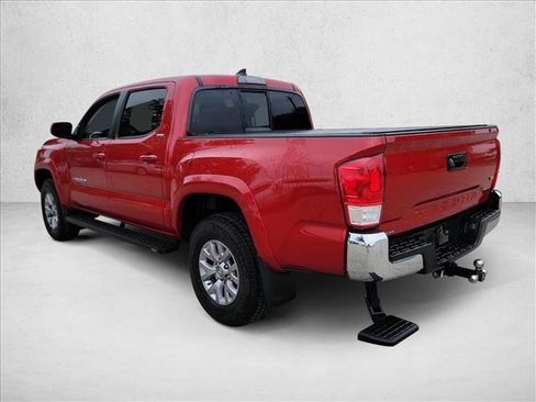 Used 2016 Toyota Tacoma SR5 w/ SR5 Appearance Package (SN) RWD image 7
