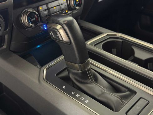 Used 2019 Ford F150 Raptor w/ Equipment Group 802A Luxury AWD/4WD image 32