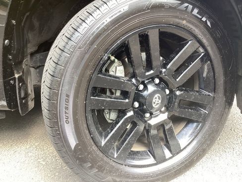 Used 2021 Toyota 4Runner Nightshade AWD/4WD image 13