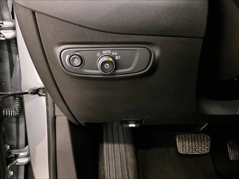 Used 2023 Chevrolet Equinox RS AWD/4WD image 15