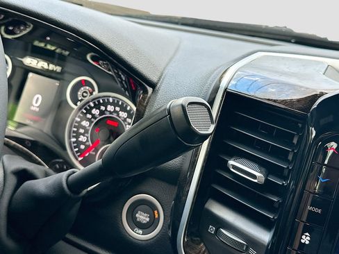 New 2026 RAM 2500 Big Horn AWD/4WD image 16