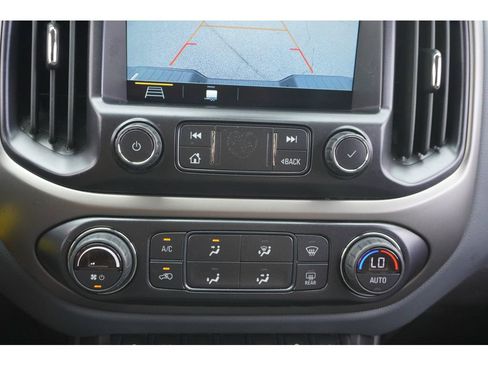 Used 2021 Chevrolet Colorado Z71 w/ Safety Package image 6