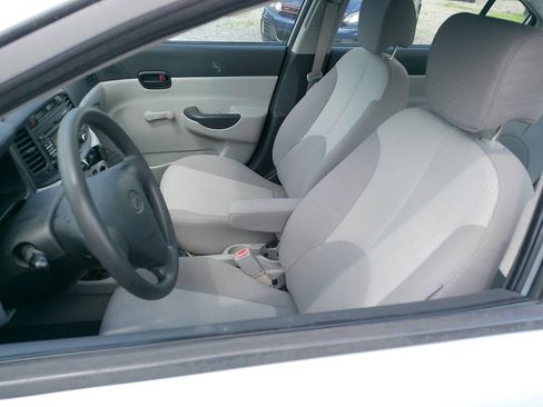 Used 2009 Hyundai Accent GLS w/ Popular Equipment Pkg 5 FWD image 27