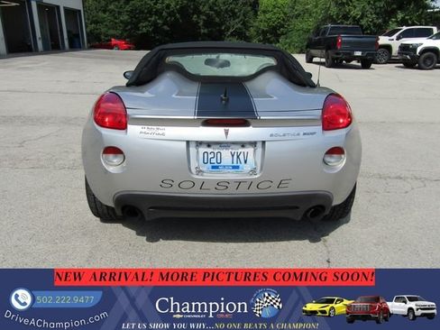 Used 2007 Pontiac Solstice GXP w/ Premium Package RWD image 8