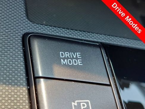 Used 2025 Hyundai Elantra N FWD image 23