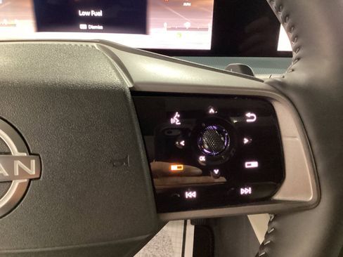 Used 2025 Nissan Murano SL AWD/4WD image 24