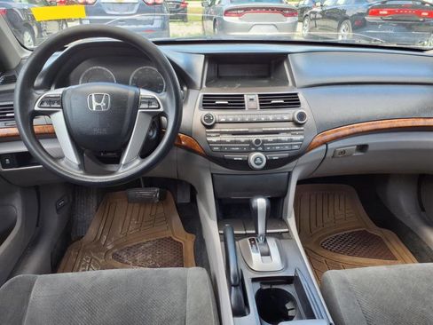 Used 2011 Honda Accord EX image 7