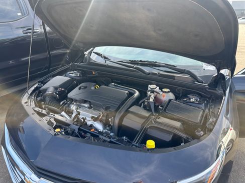 Used 2023 Chevrolet Malibu LT FWD image 30