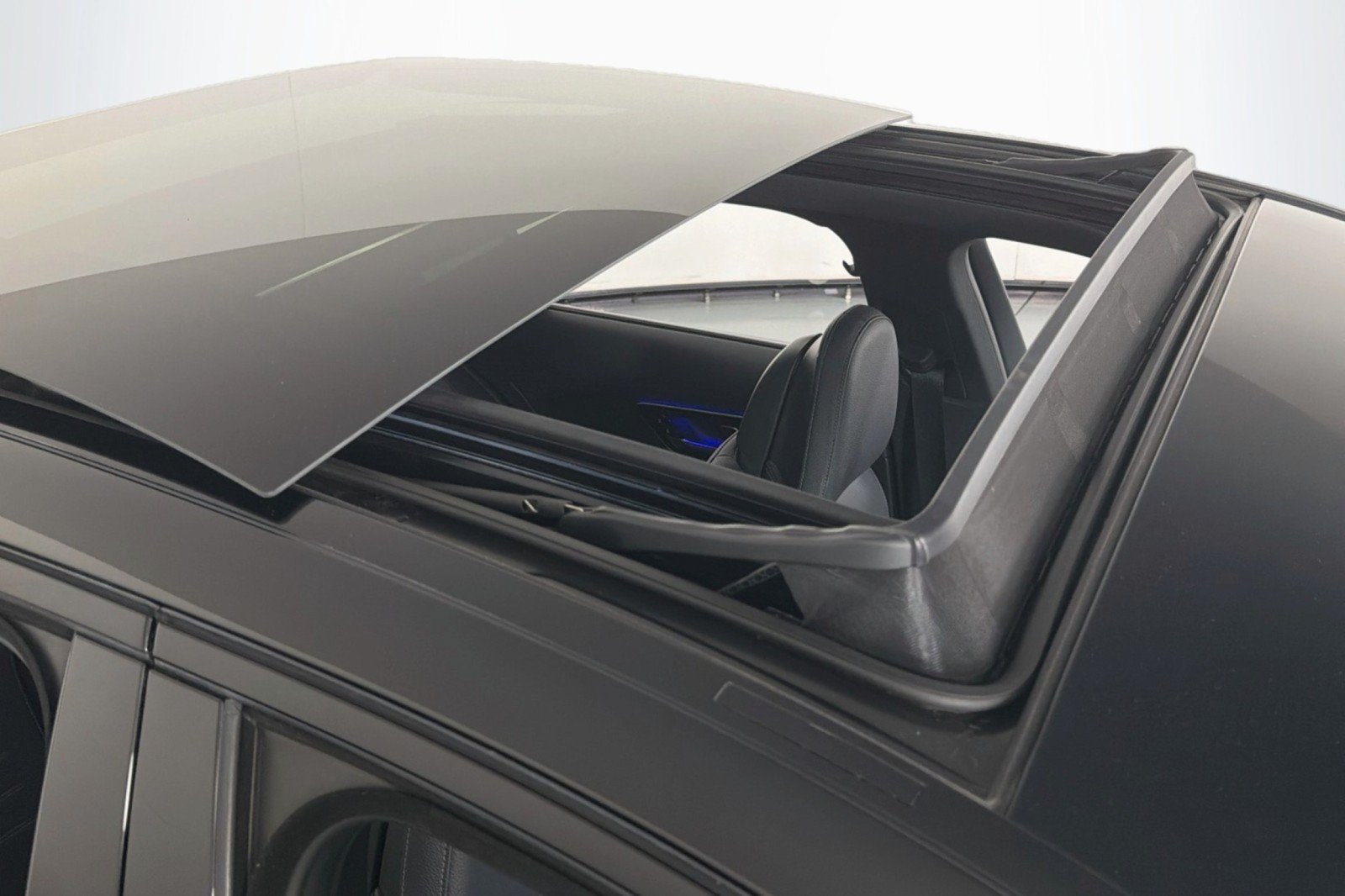 Certified 2024 Mercedes-Benz C 300 Sedan image 25