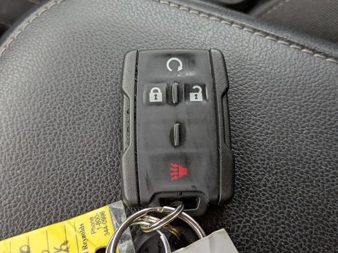 Used 2022 Chevrolet Colorado LT w/ LT Convenience Package image 25