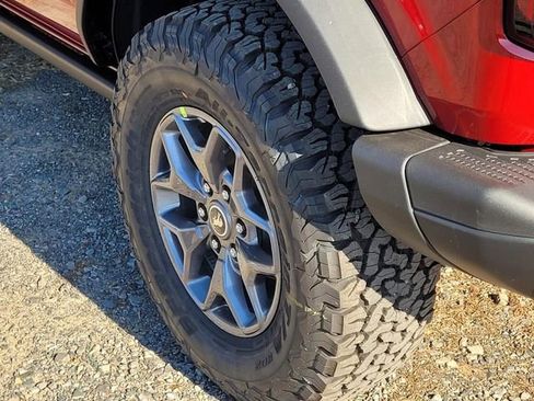 New 2025 Ford Bronco Badlands AWD/4WD image 5
