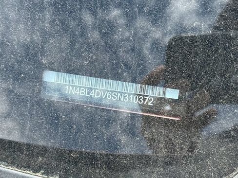 Certified 2025 Nissan Altima 2.5 SV FWD image 3
