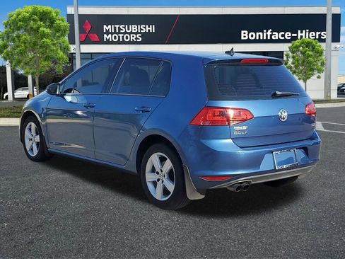 Used 2017 Volkswagen Golf S image 3