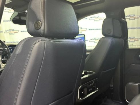 Used 2025 Chevrolet Silverado 2500 High Country w/ High Country Premium Package AWD/4WD image 42