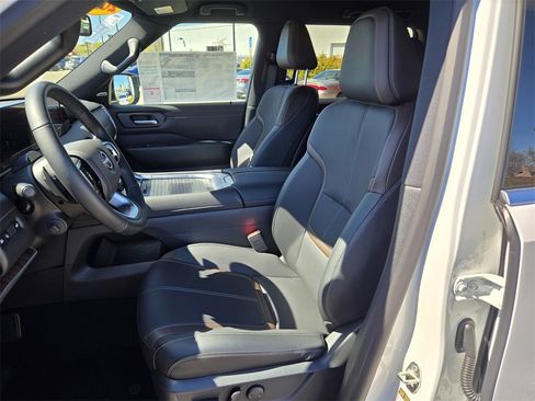 New 2025 Nissan Armada SL image 9