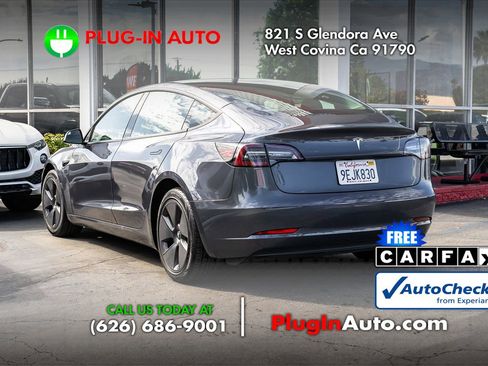 Used 2023 Tesla Model 3 Standard Range RWD image 2
