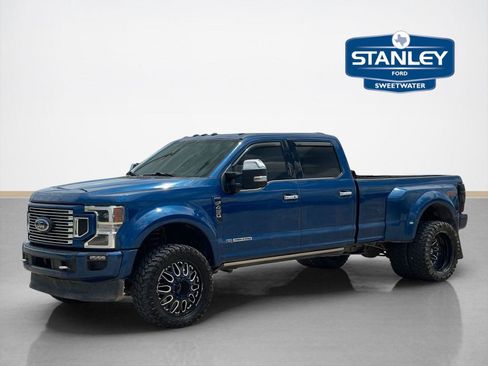 Used 2022 Ford F450 Platinum w/ FX4 Off-Road Package AWD/4WD image 3