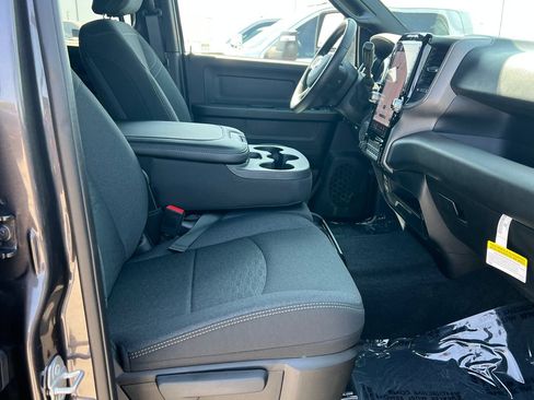 New 2026 RAM 2500 Tradesman AWD/4WD image 12
