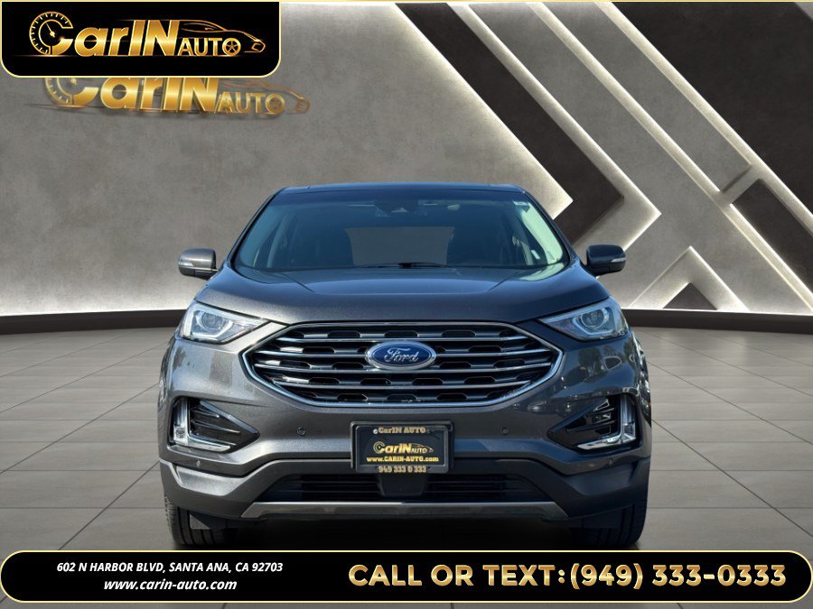Used 2020 Ford Edge Titanium FWD image 2