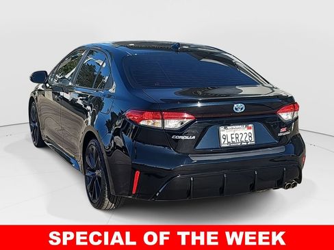 Used 2024 Toyota Corolla SE w/ Convenience Package image 5