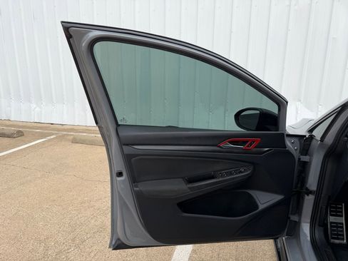 Used 2022 Volkswagen GTI SE FWD image 21
