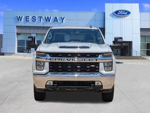 Used 2020 Chevrolet Silverado 2500 LT AWD/4WD image 8
