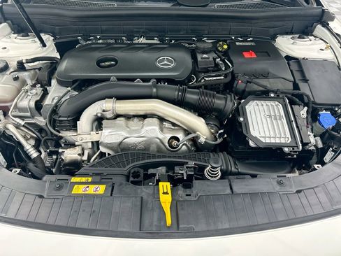 Certified 2024 Mercedes-Benz GLB 250 GLB 250 image 27