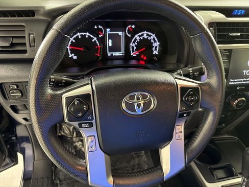 Used 2024 Toyota 4Runner SR5 image 30