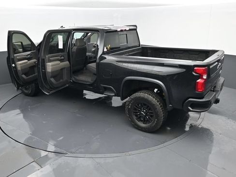 Used 2024 Chevrolet Silverado 2500 ZR2 w/ Technology Package AWD/4WD image 28